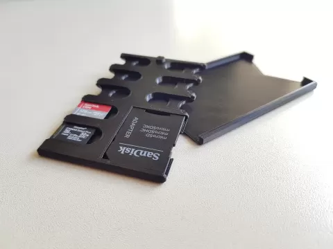 SD || MicroSD card case