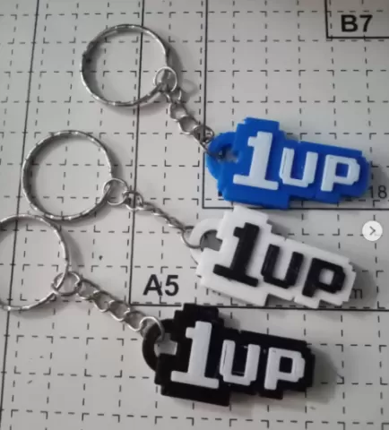 1 UP Mario Bros keychain, multicolor