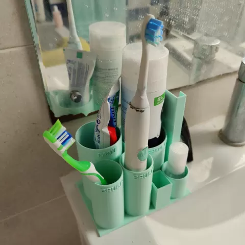Bathroom Caddy v2 by Ian Robinson