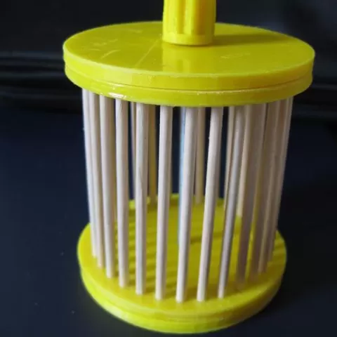 Cricket cage